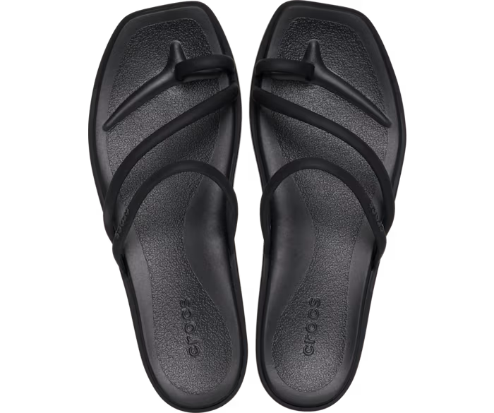 crocs-gallery-color:black; color:Black; alt:ALT120; file:209862_001-ALT120