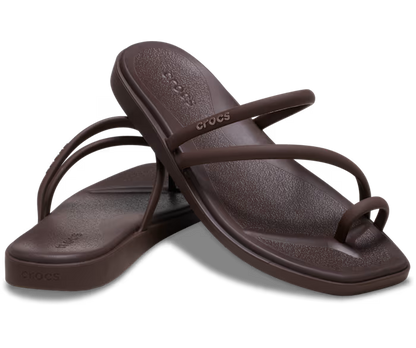 crocs-gallery-color:coffee; color:Coffee; alt:ALT110; file:209862_21Q-ALT110