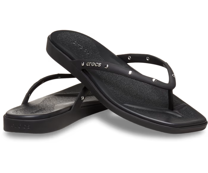 crocs-gallery-color:black; color:Black; alt:ALT110; file:211471_001-ALT110