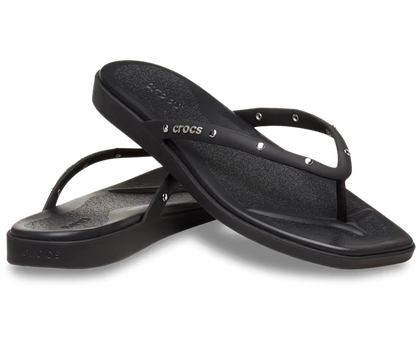 crocs-gallery-color:black; color:Black; alt:ALT110; file:211471_001-ALT110