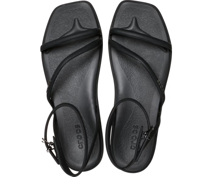 crocs-gallery-color:black; color:Black; alt:ALT120; file:212256_001-ALT120